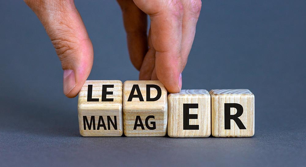 Whats the difference between managers and leaders